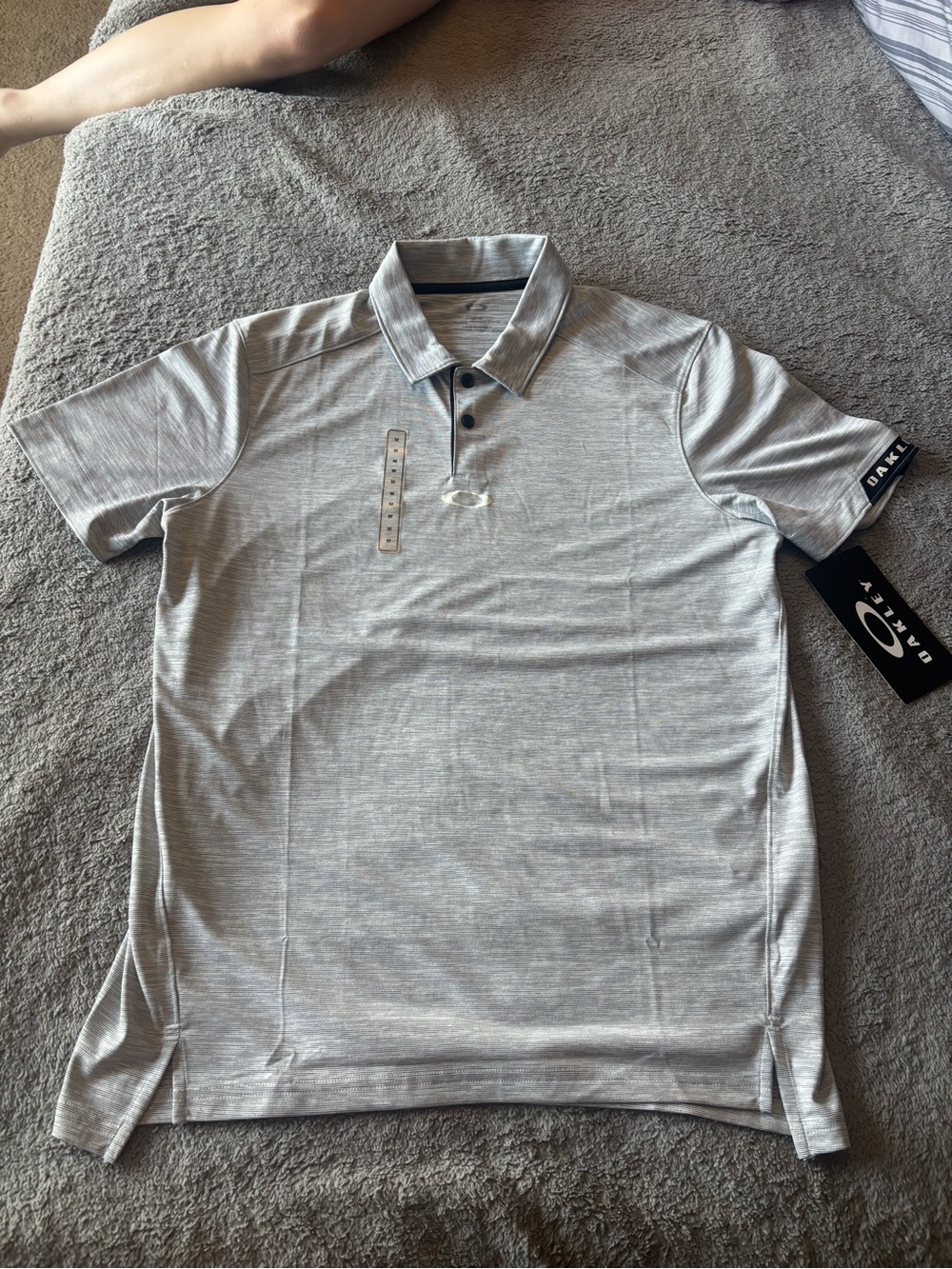 Oakley Men’s Heather Light Gray Polo Shirt